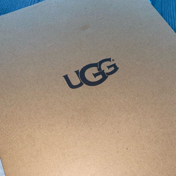 UGG Adirondack II Snowboots - Picture 10 of 10